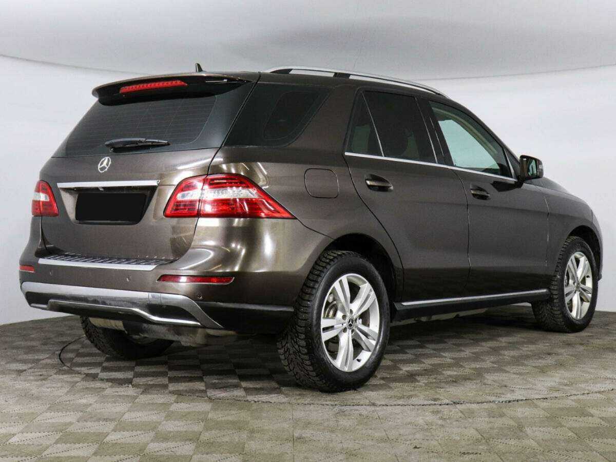 Купить Mercedes-Benz M-Класс с пробегом. Фото: #2