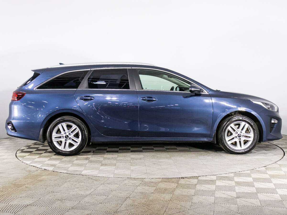 Купить Kia Ceed с пробегом. Фото: #3