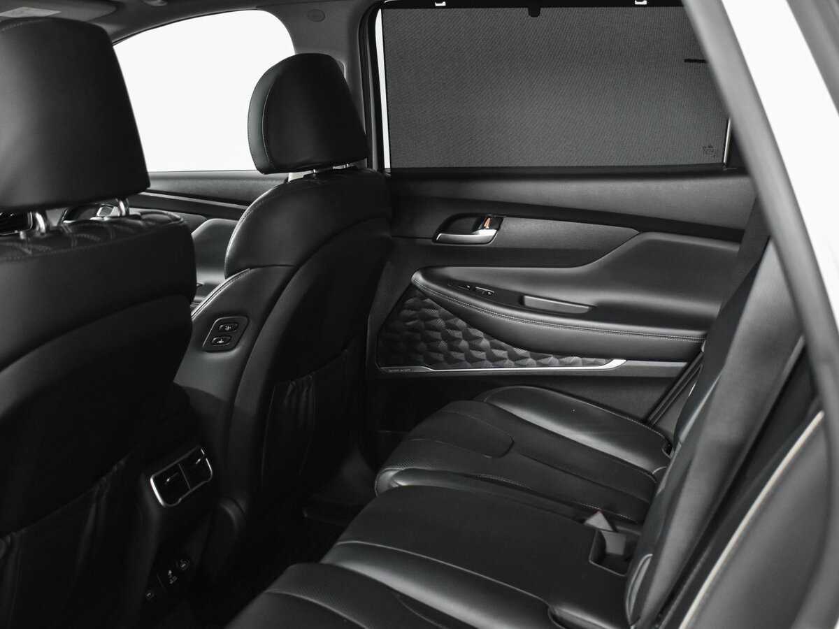 Купить Hyundai Santa Fe с пробегом. Фото: #11