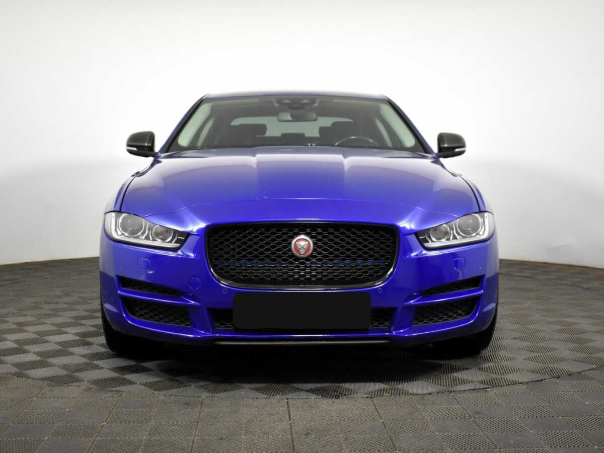Купить Jaguar XE с пробегом. Фото: #1