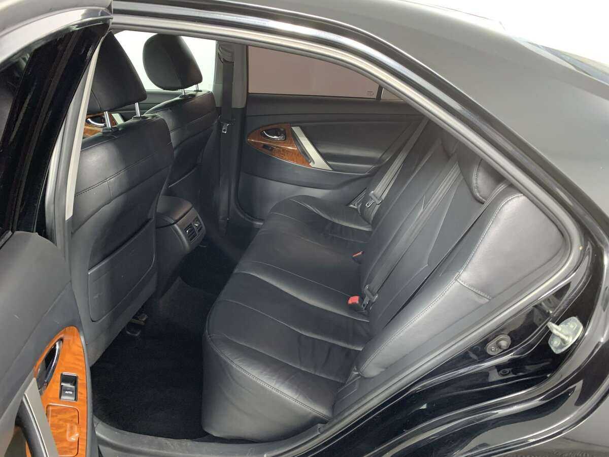 Купить Toyota Camry с пробегом. Фото: #8