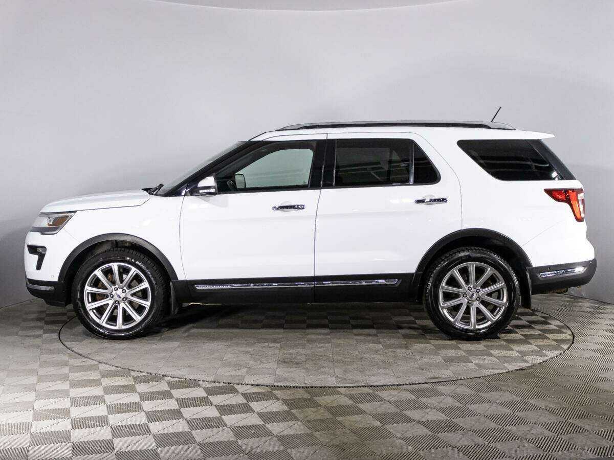 Купить Ford Explorer с пробегом. Фото: #7