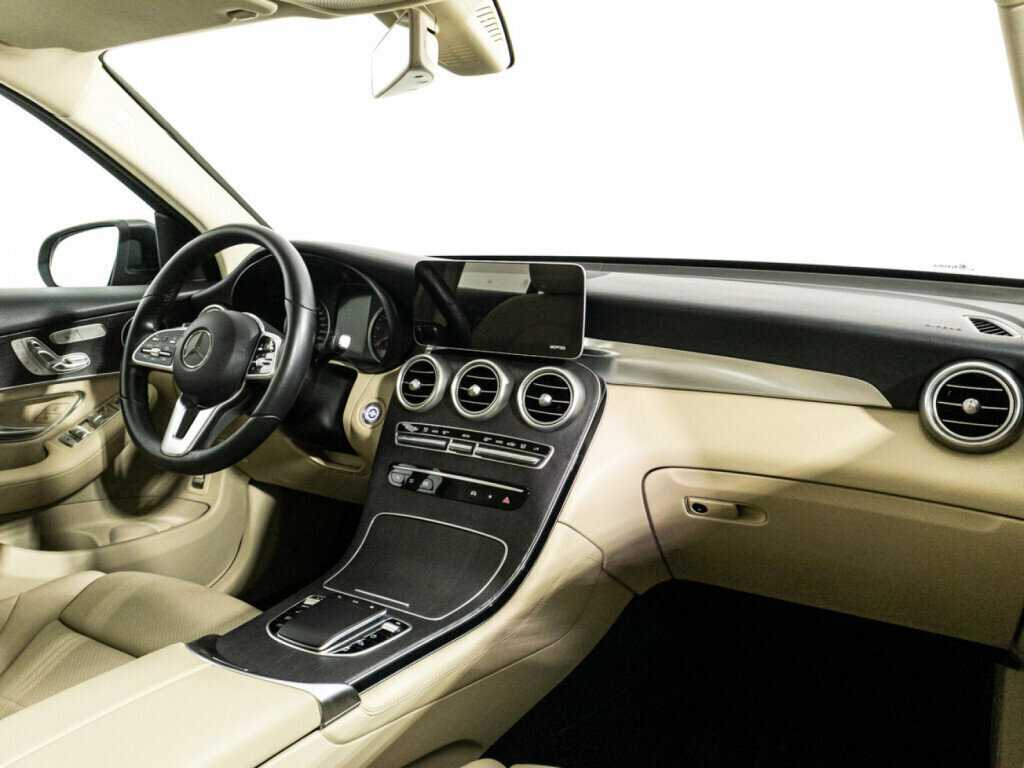 Купить Mercedes-Benz GLC с пробегом. Фото: #9