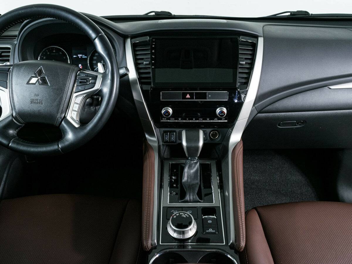 Купить Mitsubishi Pajero Sport с пробегом. Фото: #7