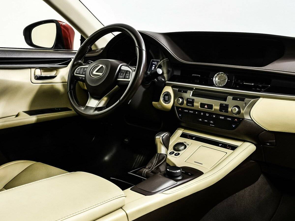 Купить Lexus ES с пробегом. Фото: #8