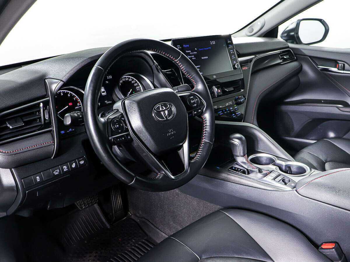 Купить Toyota Camry с пробегом. Фото: #11