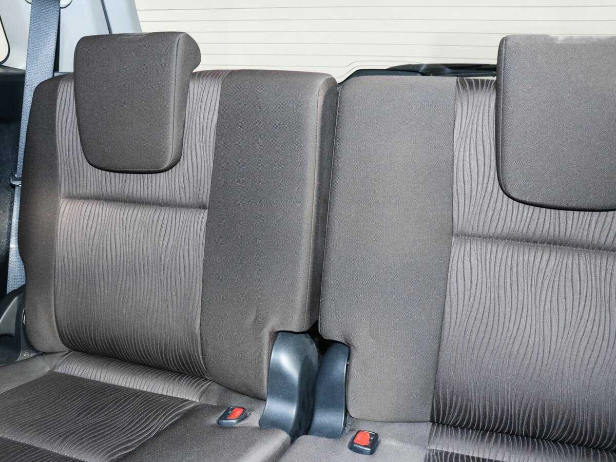 Купить Toyota Fortuner с пробегом. Фото: #12