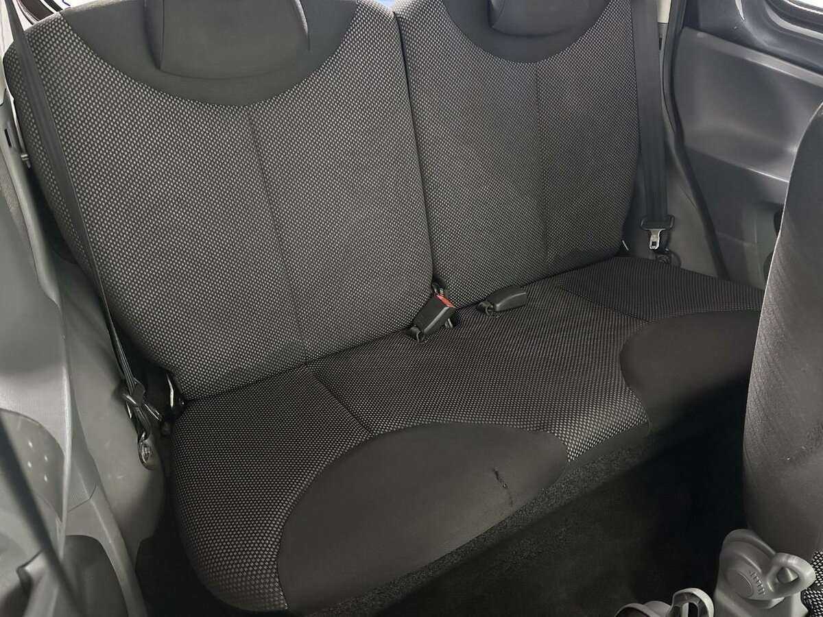 Купить Toyota Aygo с пробегом. Фото: #14