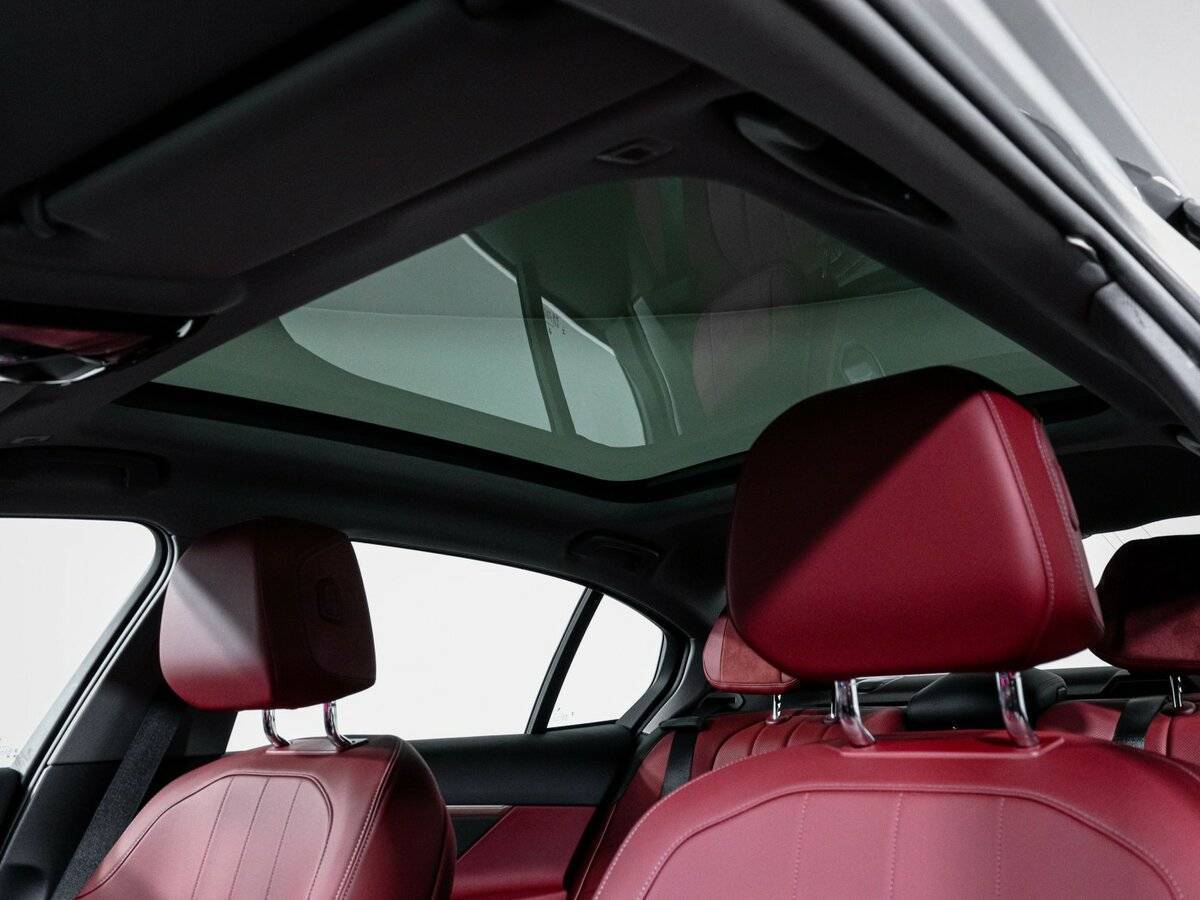 Купить BMW 5 серии с пробегом. Фото: #18