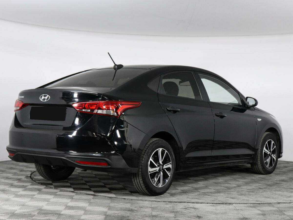 Купить Hyundai Solaris с пробегом. Фото: #4