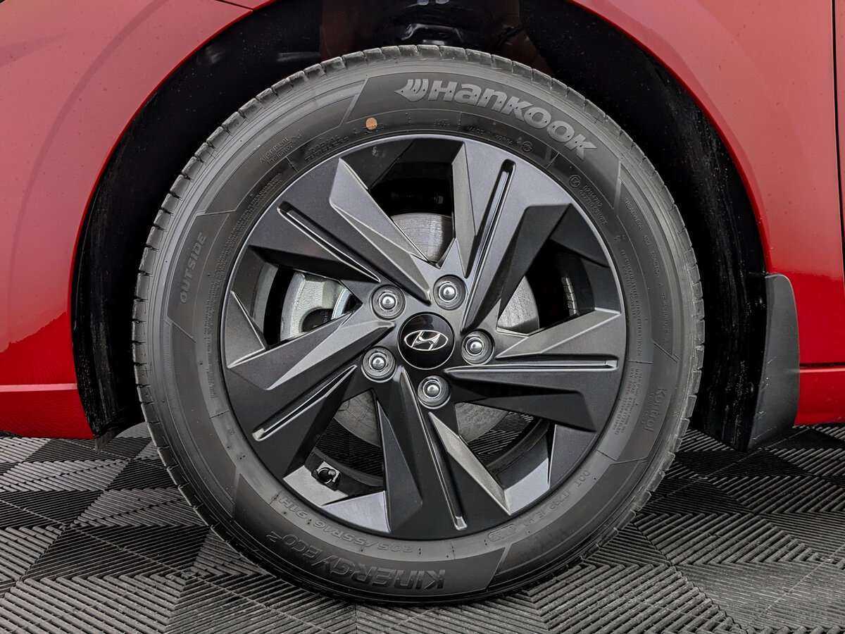 Купить Hyundai Elantra с пробегом. Фото: #17
