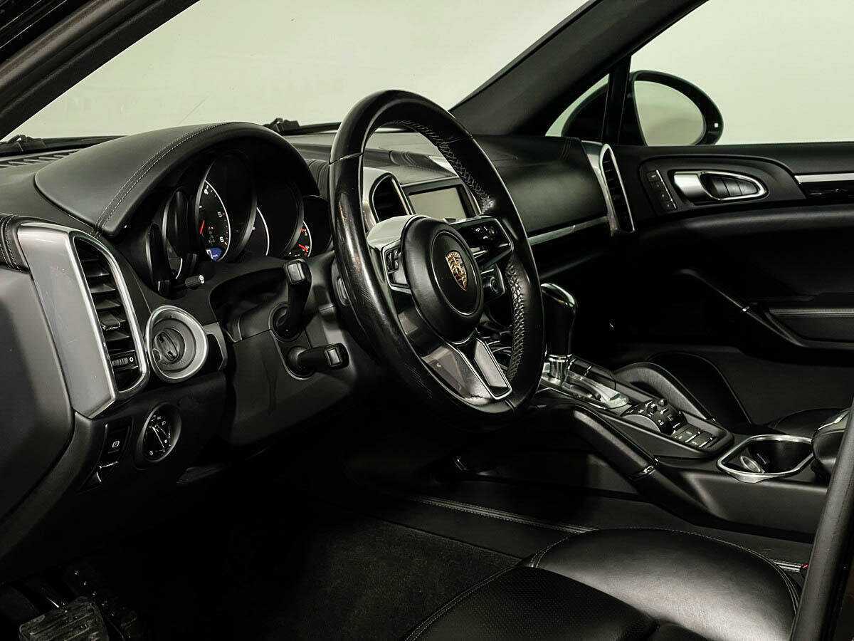 Купить Porsche Cayenne с пробегом. Фото: #12
