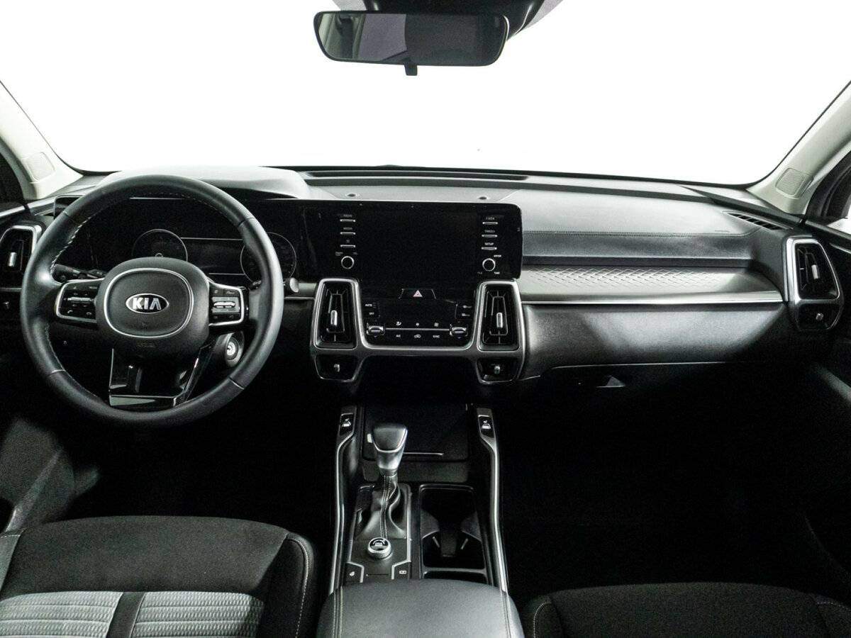 Купить Kia Sorento с пробегом. Фото: #10