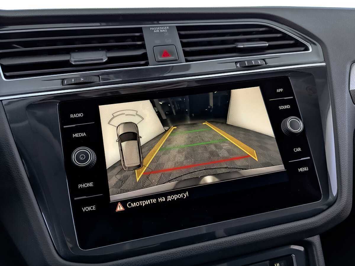 Купить Volkswagen Tiguan с пробегом. Фото: #24