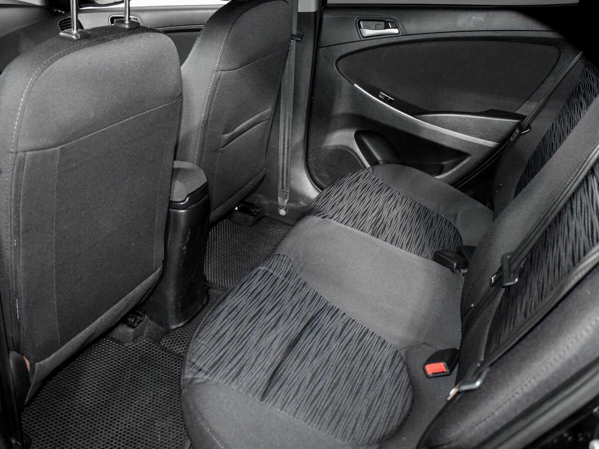 Купить Hyundai Solaris с пробегом. Фото: #9