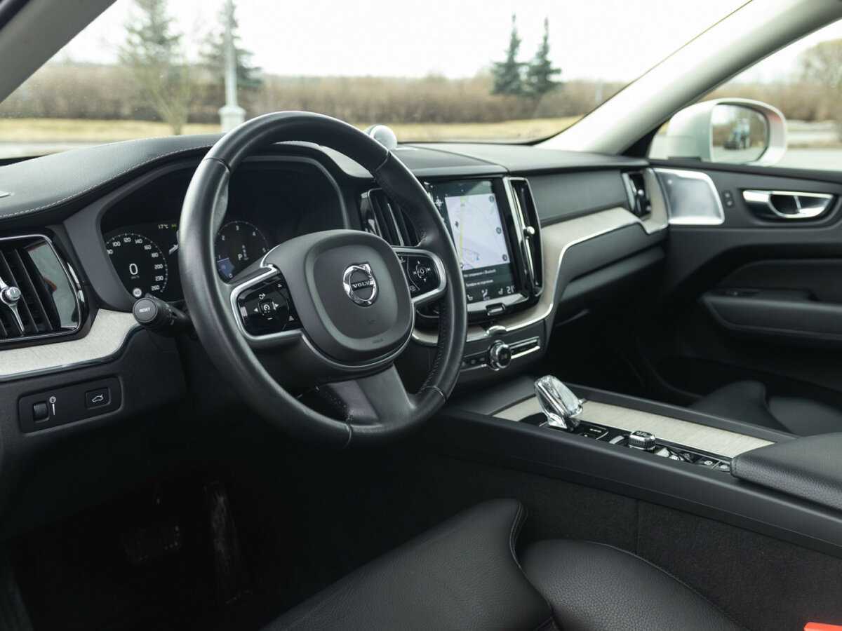 Купить Volvo XC60 с пробегом. Фото: #18