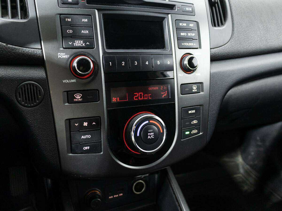 Купить Kia Cerato с пробегом. Фото: #14