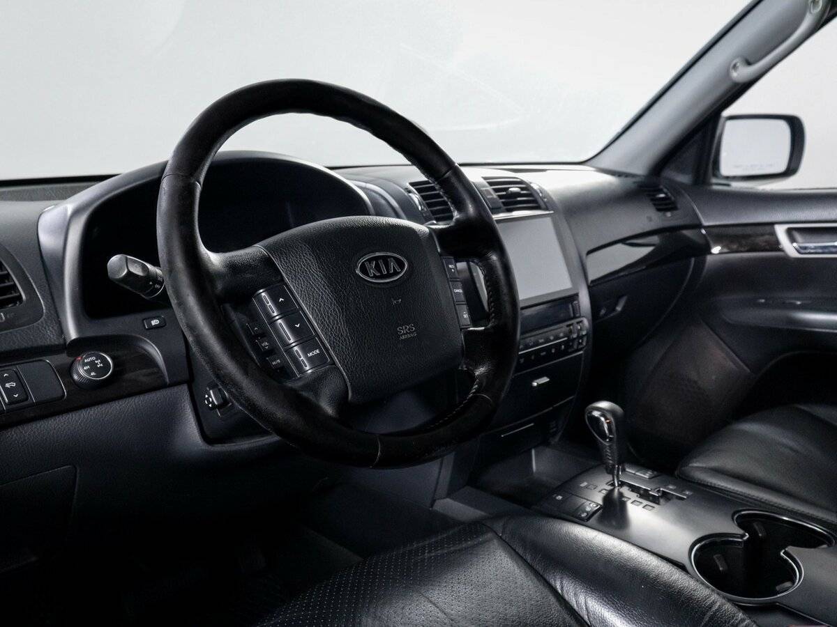 Купить Kia Mohave с пробегом. Фото: #13