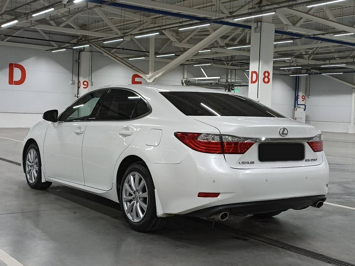 Купить Lexus ES с пробегом. Фото: #6