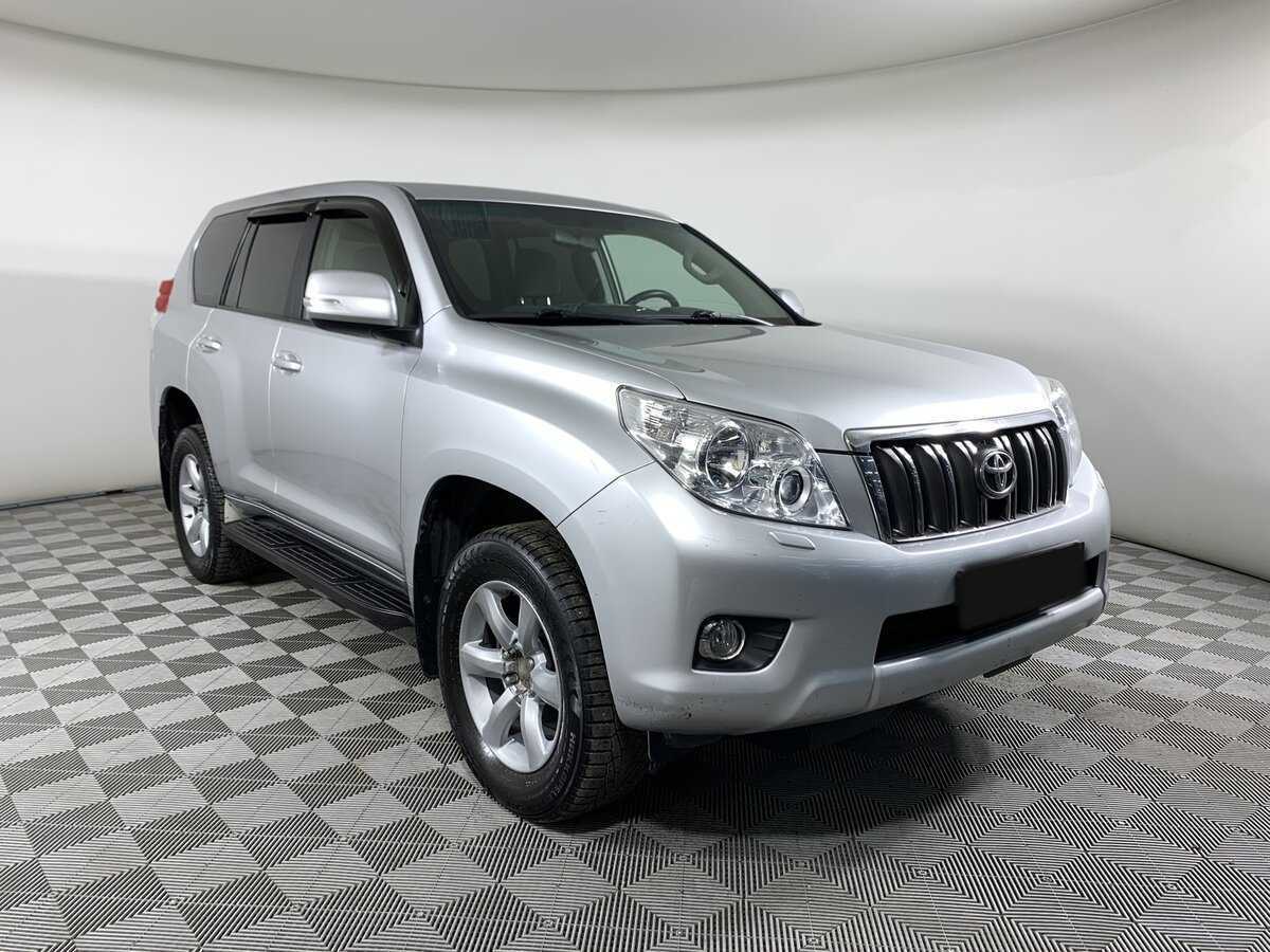 Купить Toyota Land Cruiser Prado с пробегом. Фото: #2