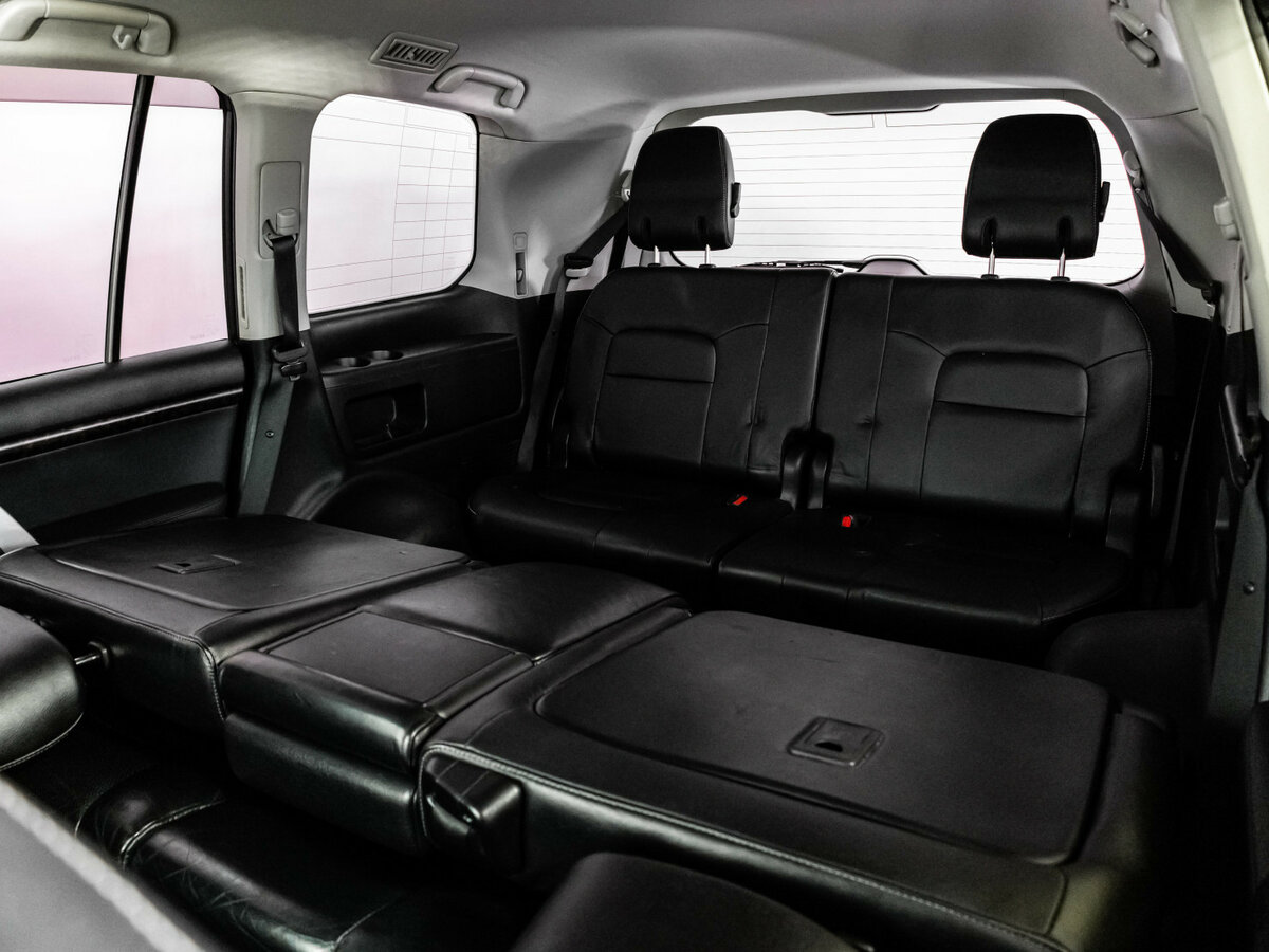 Купить Toyota Land Cruiser с пробегом. Фото: #23