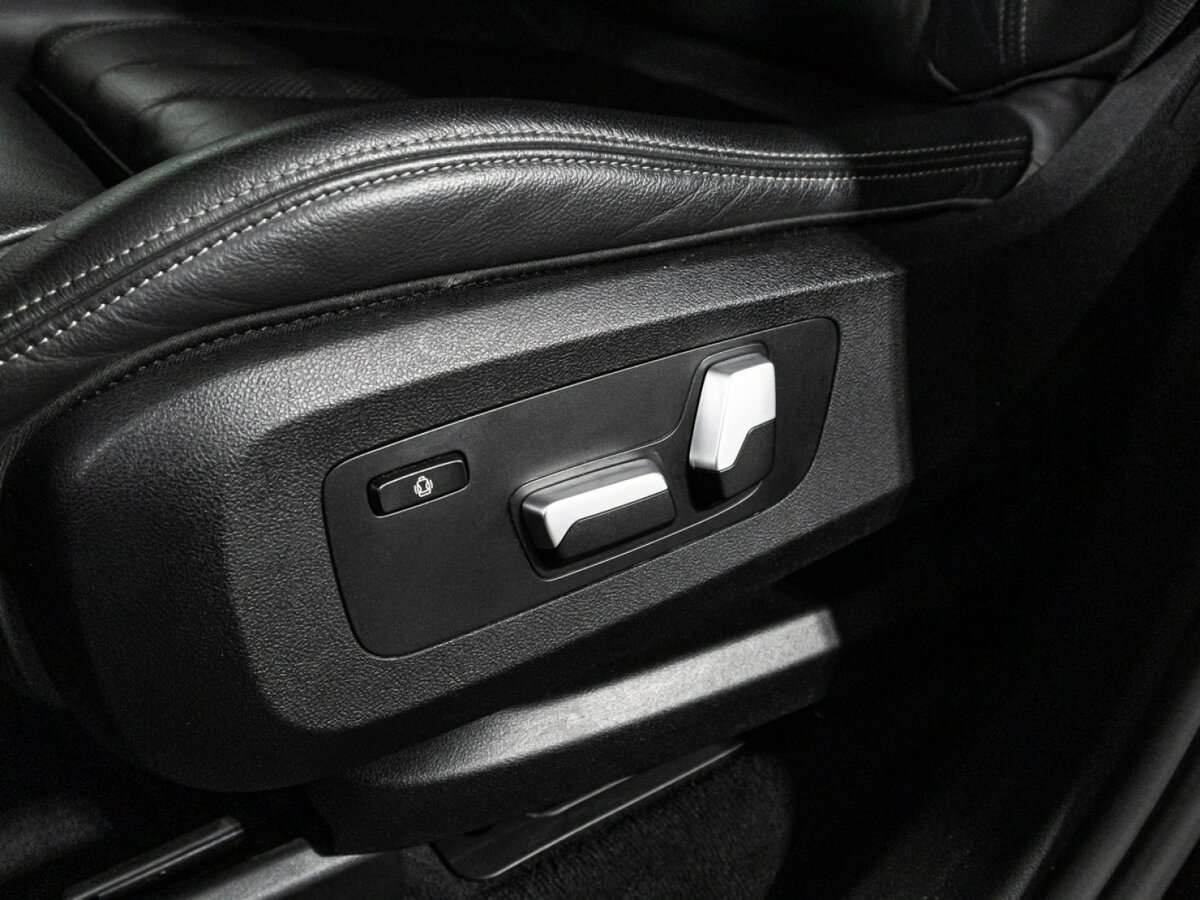 Купить BMW X5 с пробегом. Фото: #16