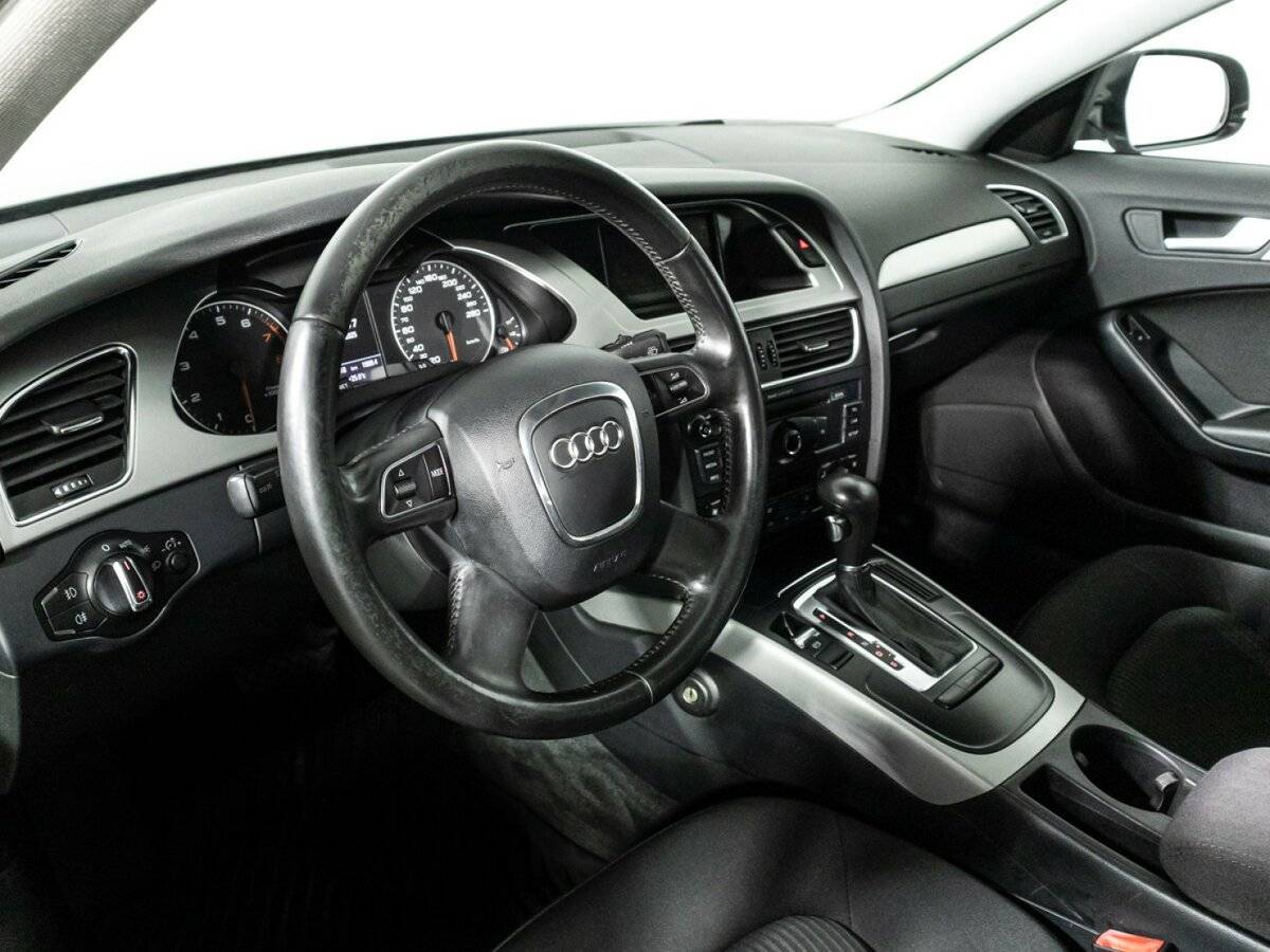 Купить Audi A4 с пробегом. Фото: #10