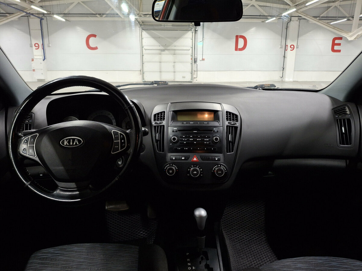 Купить Kia Ceed с пробегом. Фото: #13