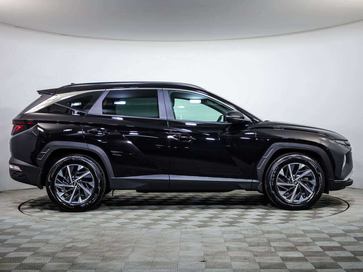 Купить Hyundai Tucson с пробегом. Фото: #2