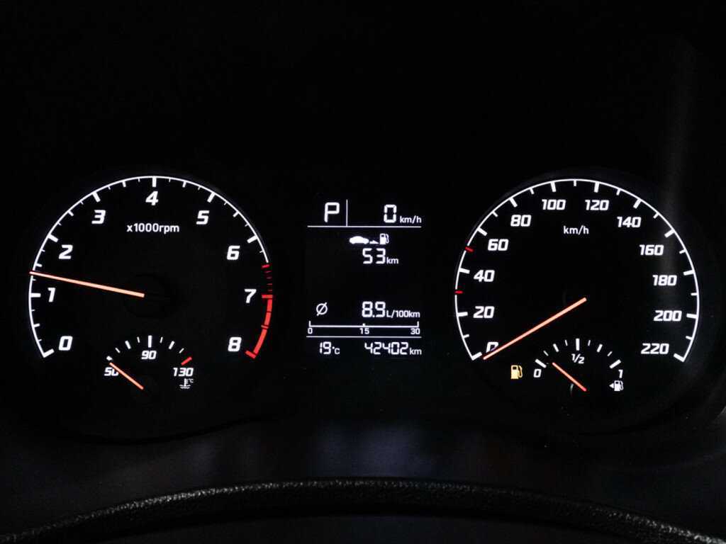 Купить Hyundai Solaris с пробегом. Фото: #11