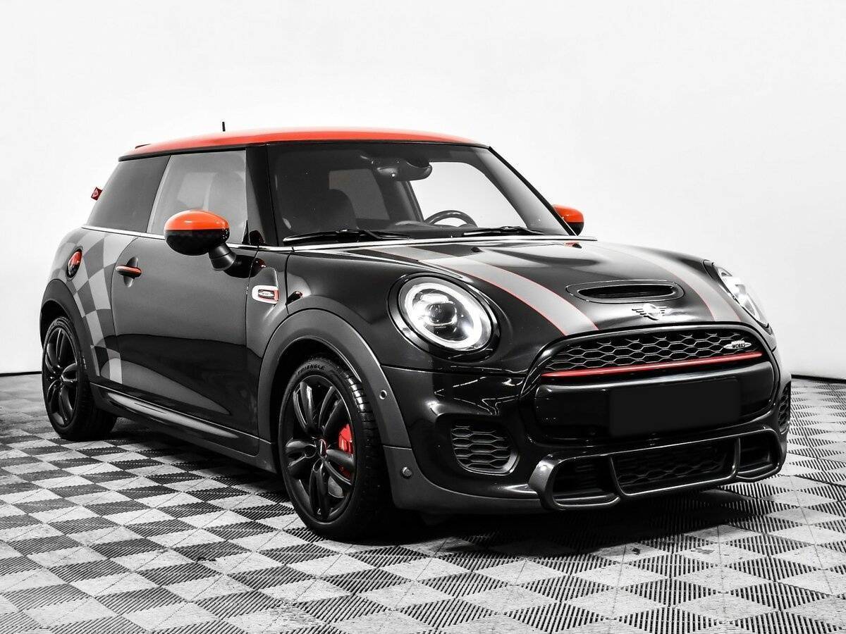 Купить Mini Hatch с пробегом. Фото: #2