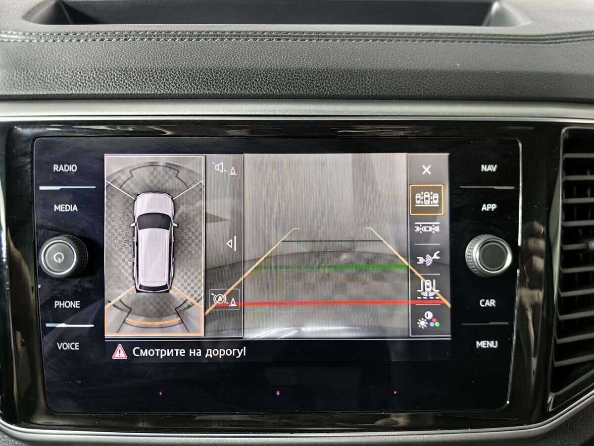 Купить Volkswagen Teramont с пробегом. Фото: #16