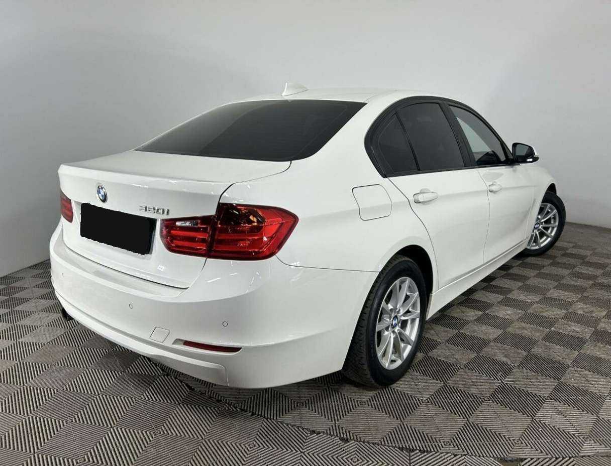 Купить BMW 3 серии с пробегом. Фото: #5