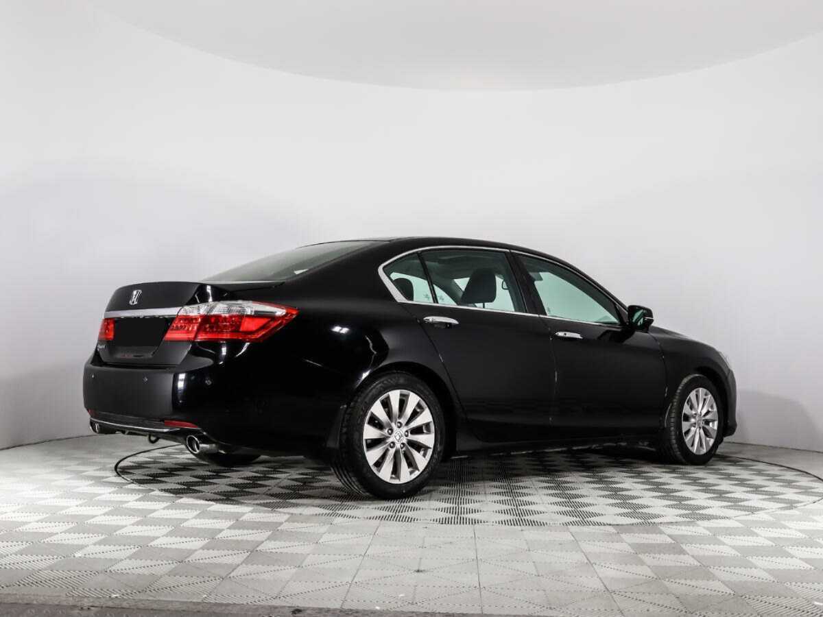 Купить Honda Accord с пробегом. Фото: #4