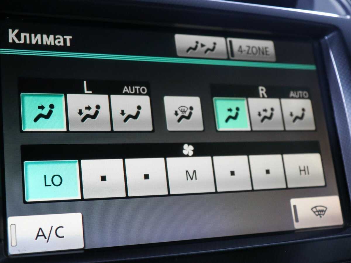 Купить Toyota Land Cruiser с пробегом. Фото: #19