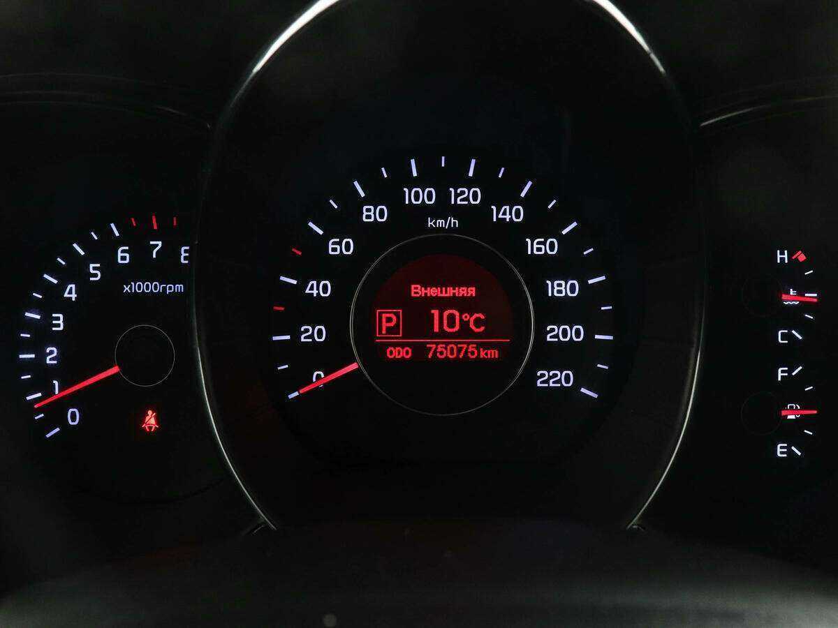 Купить Kia Rio с пробегом. Фото: #10