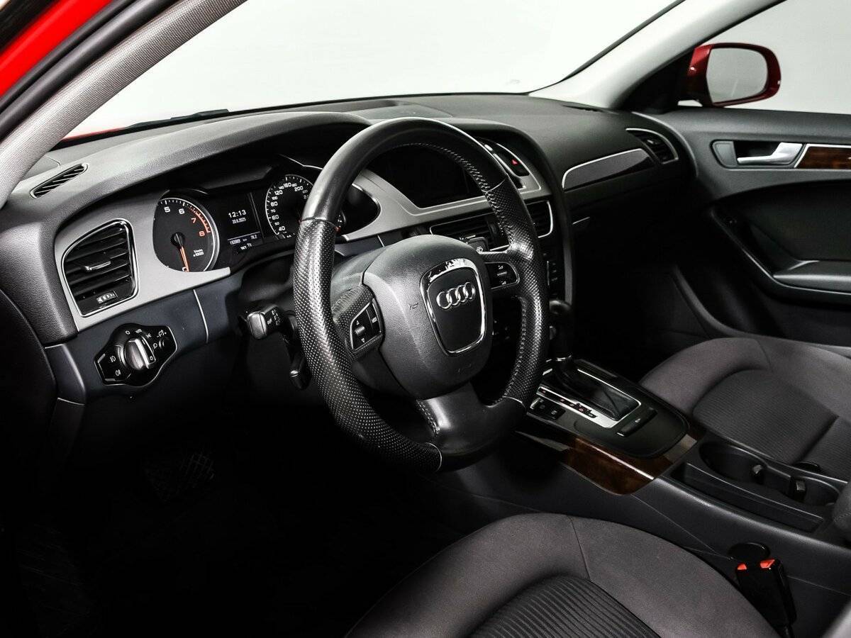 Купить Audi A4 с пробегом. Фото: #12