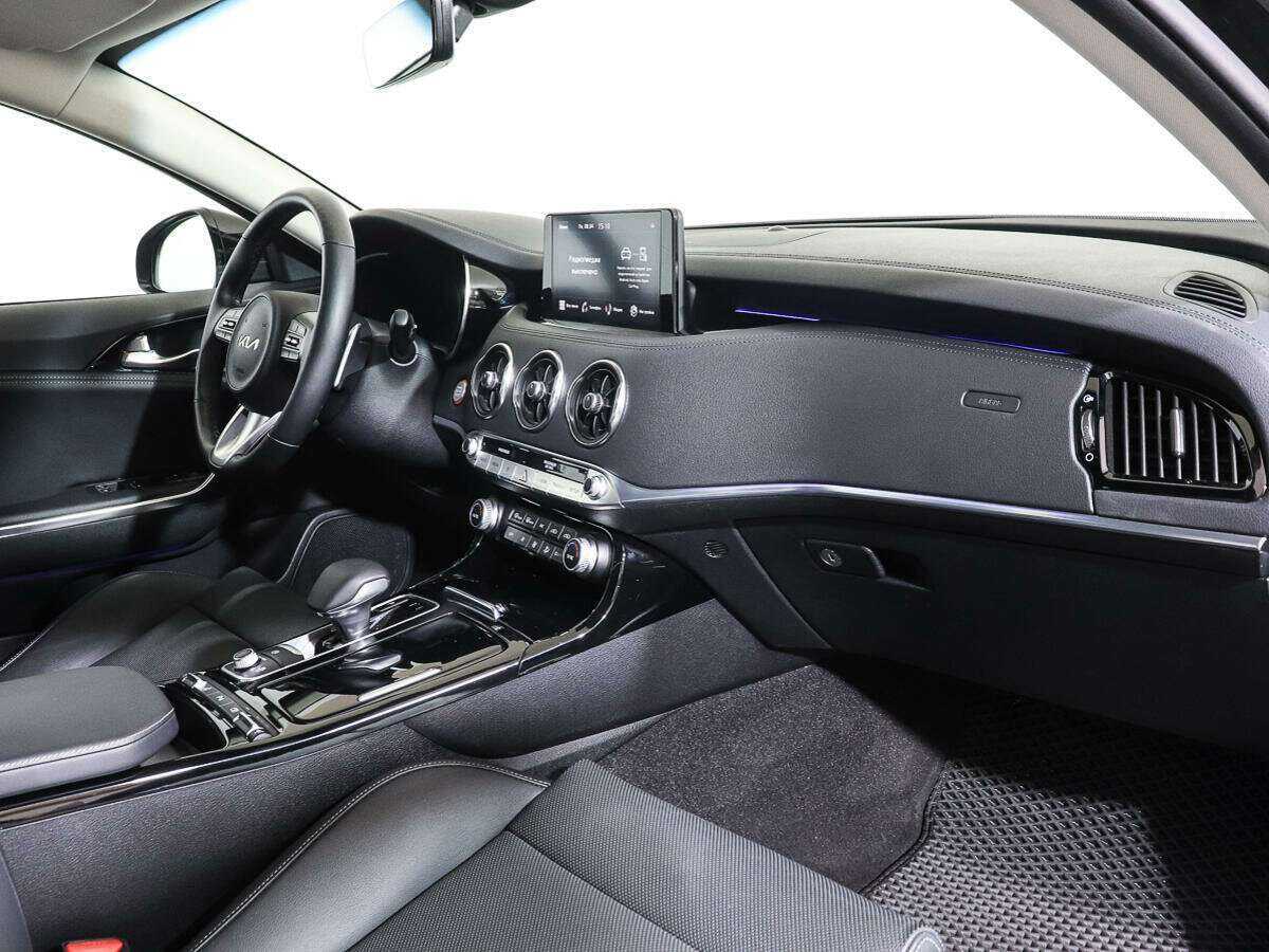 Купить Kia Stinger с пробегом. Фото: #8