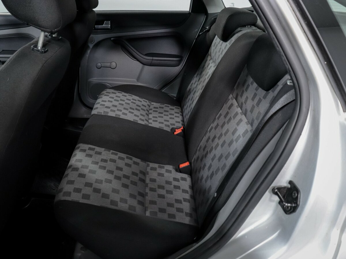Купить Ford Focus с пробегом. Фото: #7