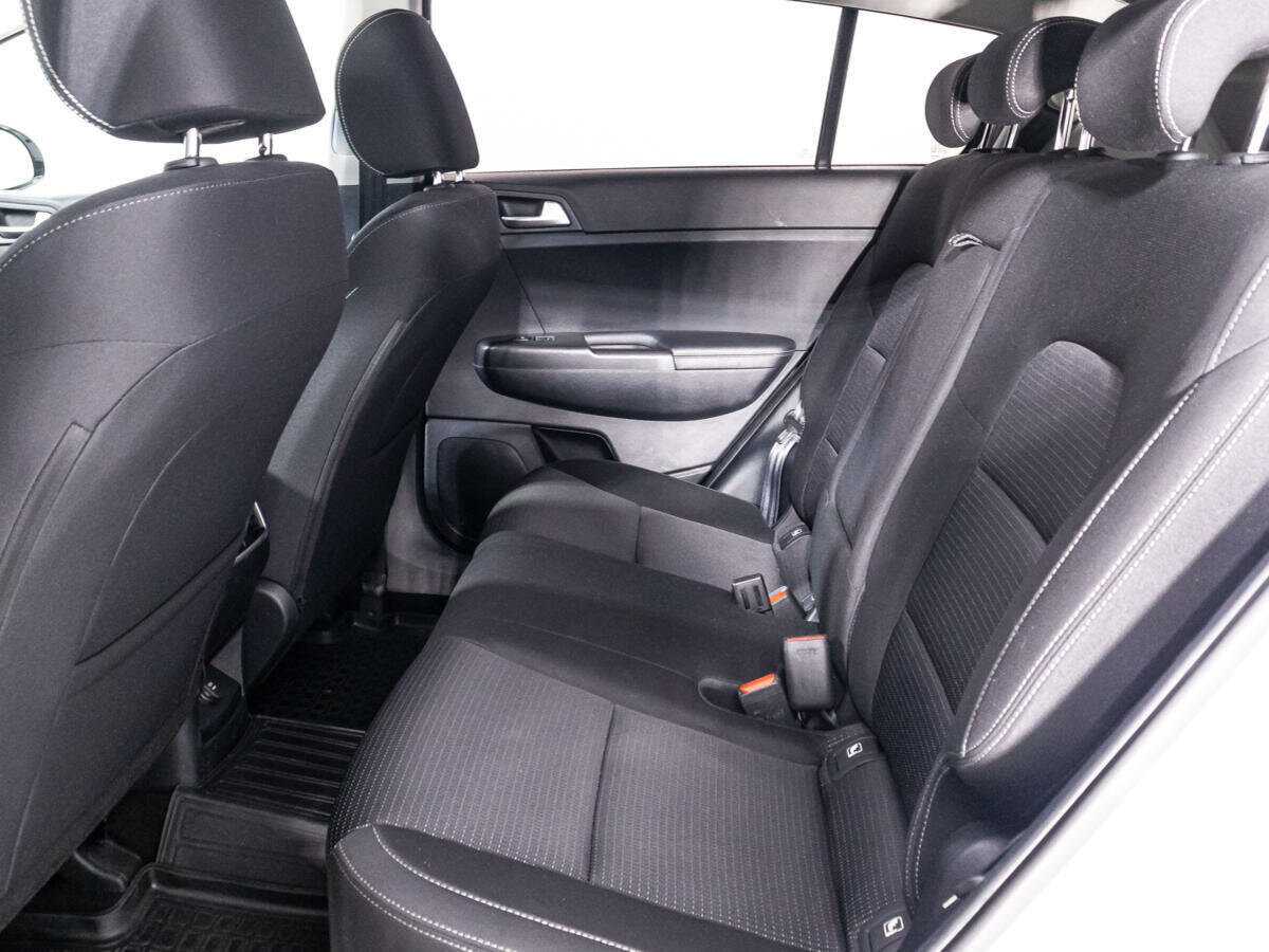 Купить Kia Sportage с пробегом. Фото: #9
