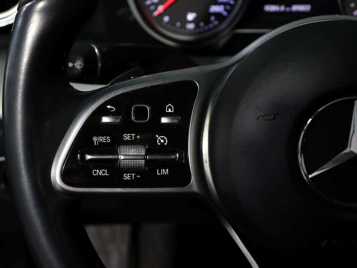 Купить Mercedes-Benz E-Класс с пробегом. Фото: #17