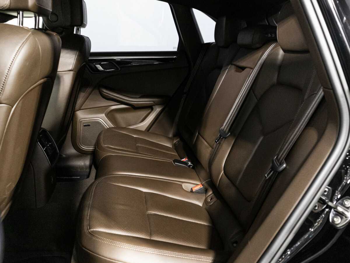 Купить Porsche Macan с пробегом. Фото: #9