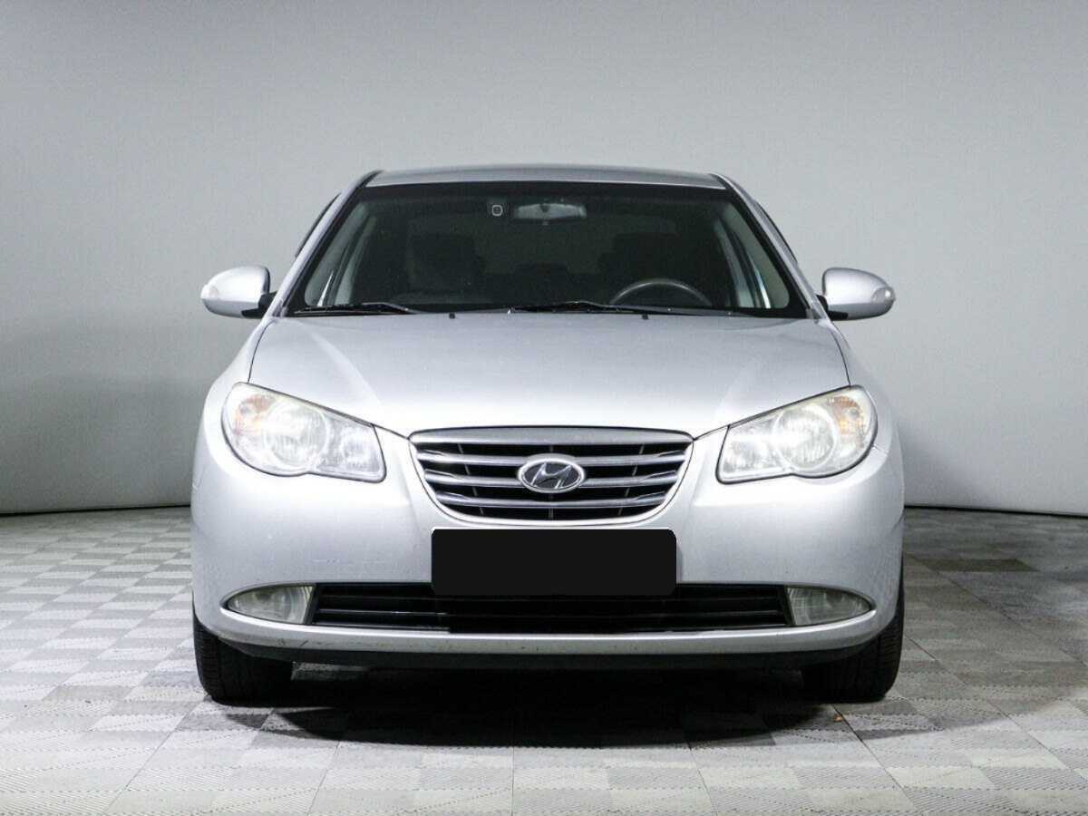 Купить Hyundai Elantra с пробегом. Фото: #1