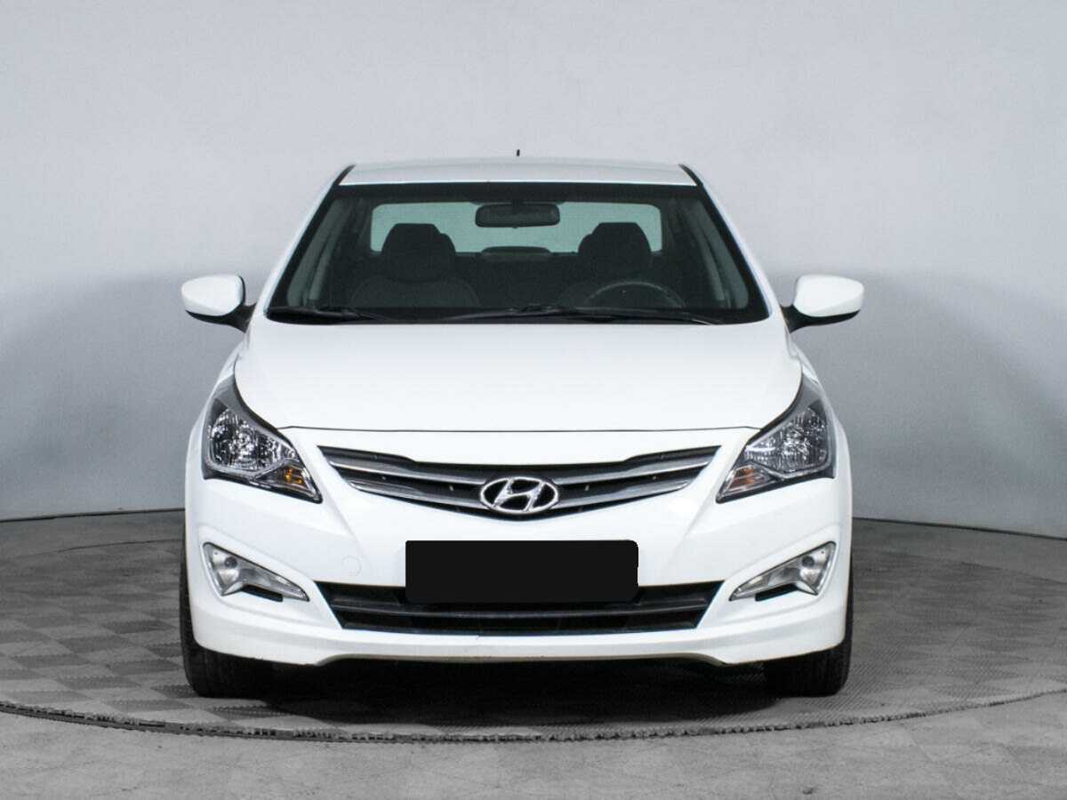 Купить Hyundai Solaris с пробегом. Фото: #1