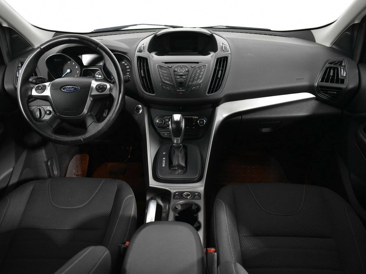 Купить Ford Kuga с пробегом. Фото: #10