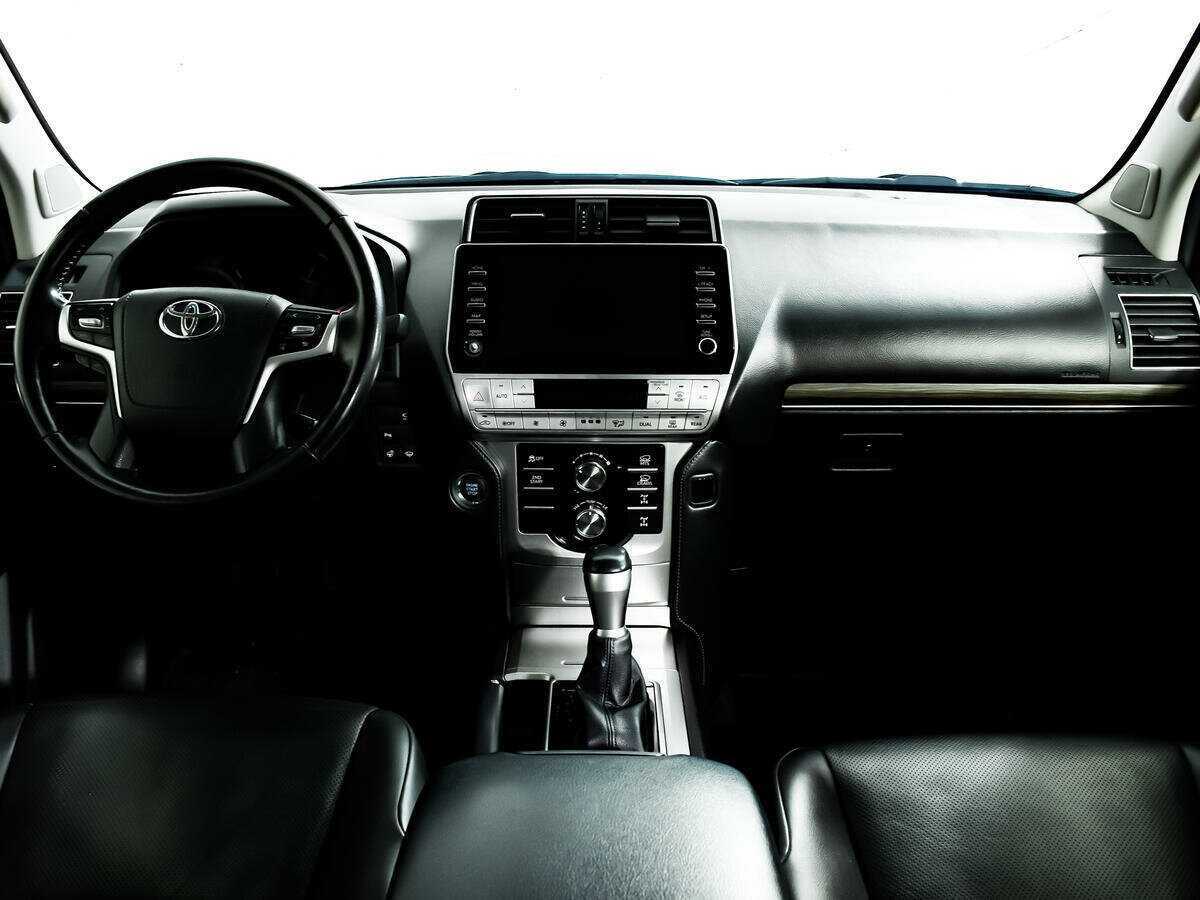 Купить Toyota Land Cruiser Prado с пробегом. Фото: #10