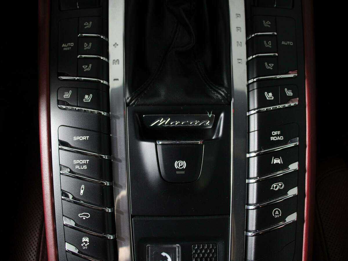 Купить Porsche Macan с пробегом. Фото: #18