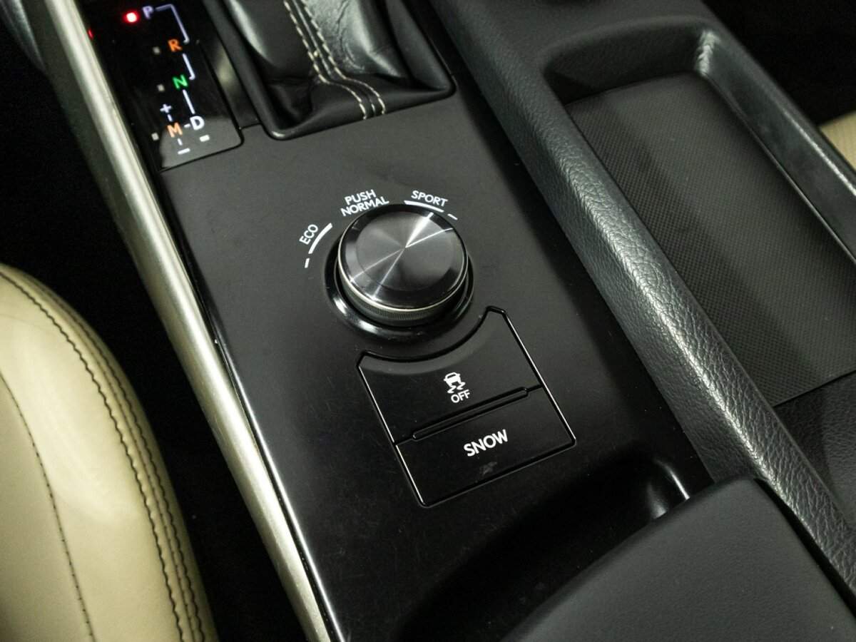 Купить Lexus IS с пробегом. Фото: #18