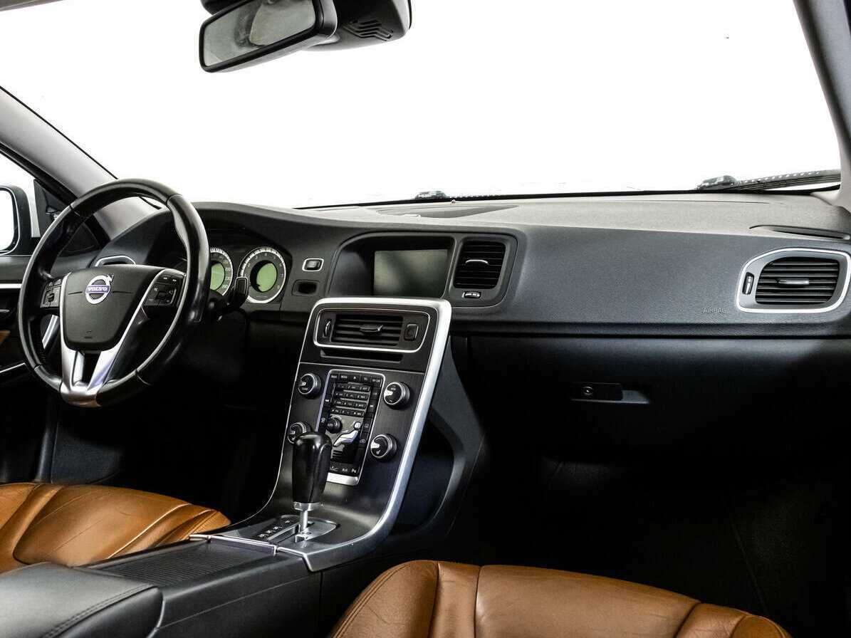 Купить Volvo S60 с пробегом. Фото: #6