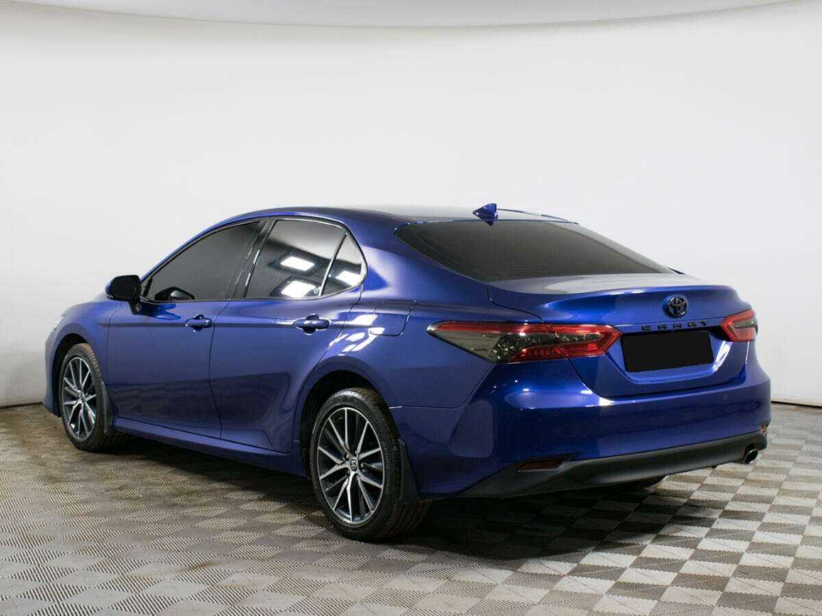 Купить Toyota Camry с пробегом. Фото: #5
